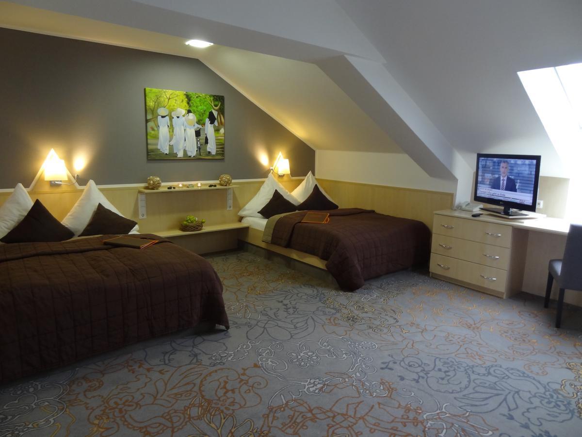 Hotel Scheidberg Wallerfangen Εξωτερικό φωτογραφία