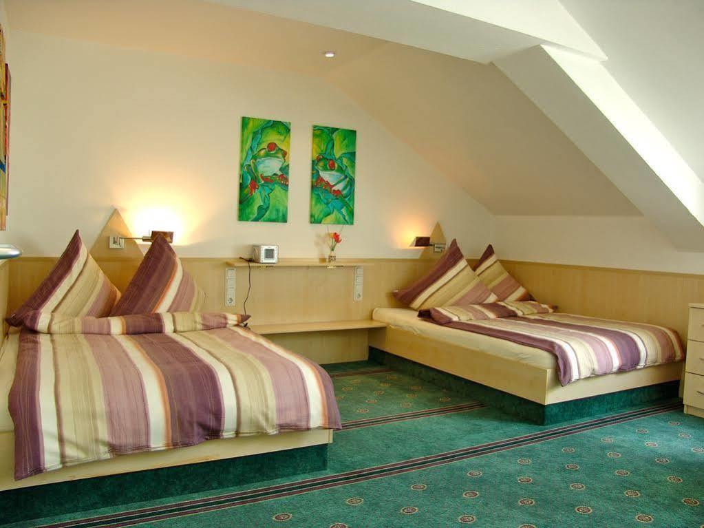 Hotel Scheidberg Wallerfangen Εξωτερικό φωτογραφία